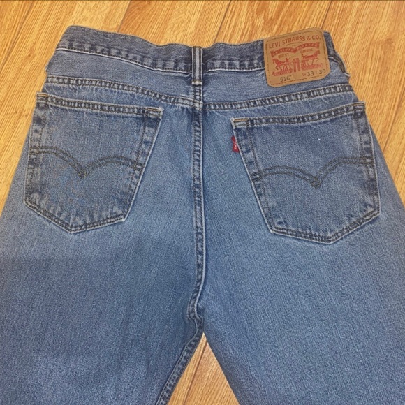 LEVIS VINTAGE JEANS, SIZE - Picture 3 of 3